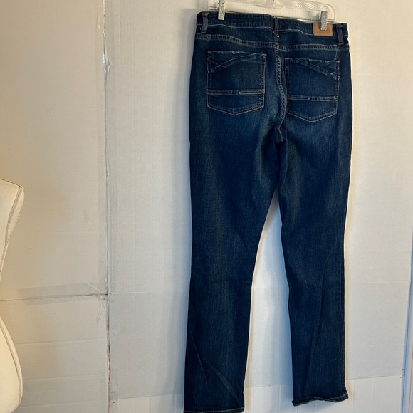 BKE Gabby Straight Stretch Cuffed Denim Jean. Size 31/32 - Picture 5 of 13